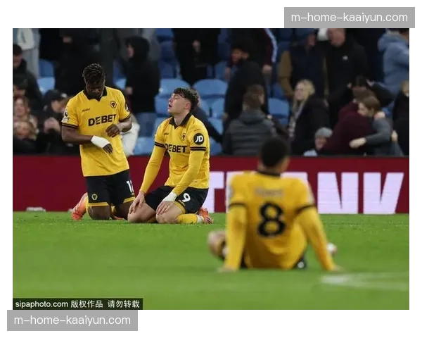 本赛季英超十六点五百分比比赛结果由补时进球改变 悬念持续至最后一刻