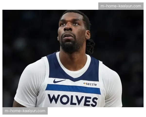 麦克丹尼尔斯12中9高效20分 森林狼侧翼提供稳定火力